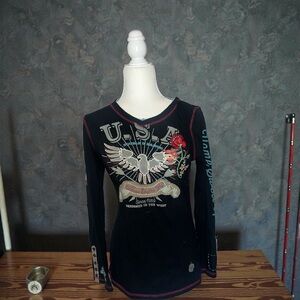 Double D Black Long Sleeve Graphic Top